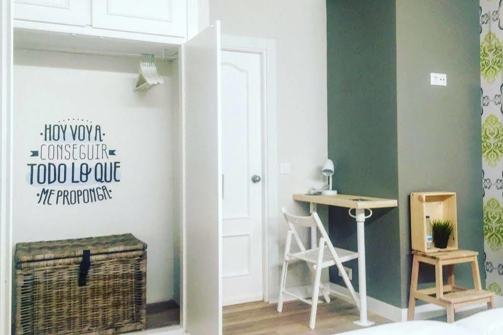 Hostal Le Vintage Ávila Exteriör bild